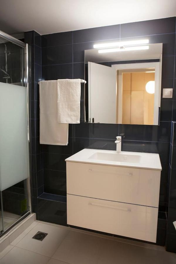 Chic & Comfortable Central Apart, Close To National Archeological Museum! Афины Экстерьер фото